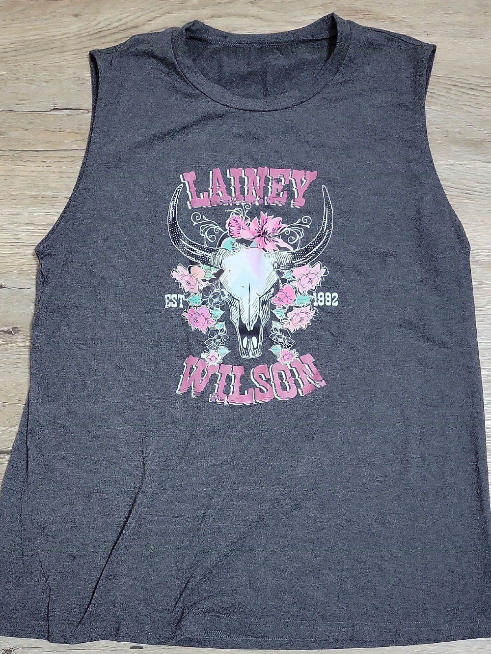 Lainey Wilson Charcoal Graphic Tank Top - Pink Floral Skull